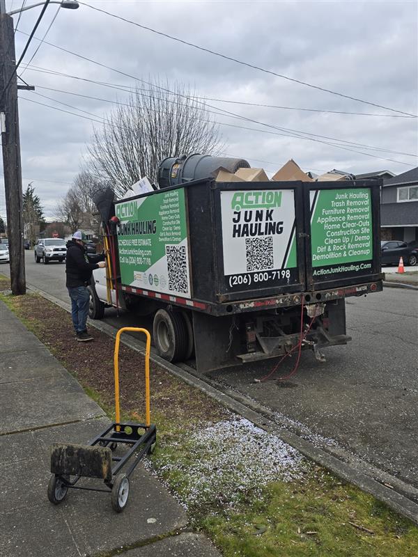 Junk Journeys: Smart Jettisoning, Sustainable Solutions, and Hassle-Free Home Harmony